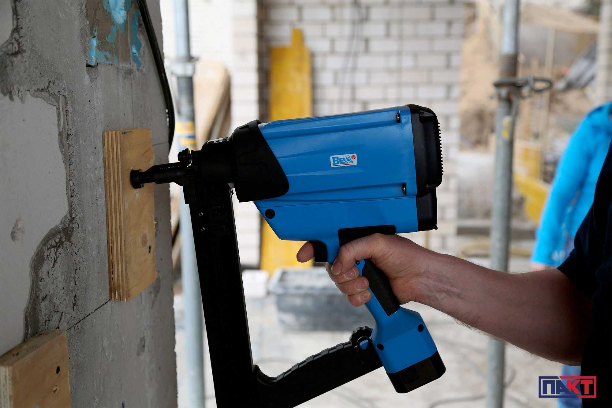 Распаковка минимальной комплектации монтажного пистолета bx3 от hilti
