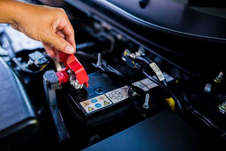 6 простых способов как проверить автомобильный аккумулятор