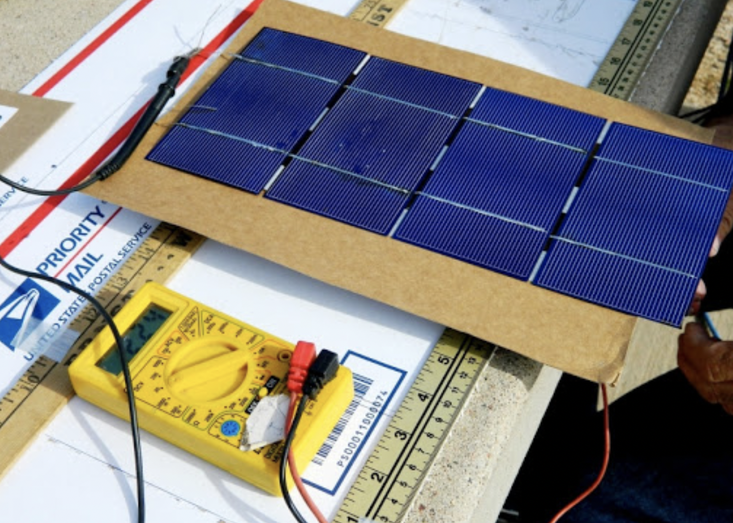 Солнечная пластина. Солнечная батарея БСК-3. Квант сборка солнечной батареи. Самодельная Солнечная батарея. Фотоэлемент солнечной батареи.